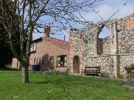 Bowthorpe ruin